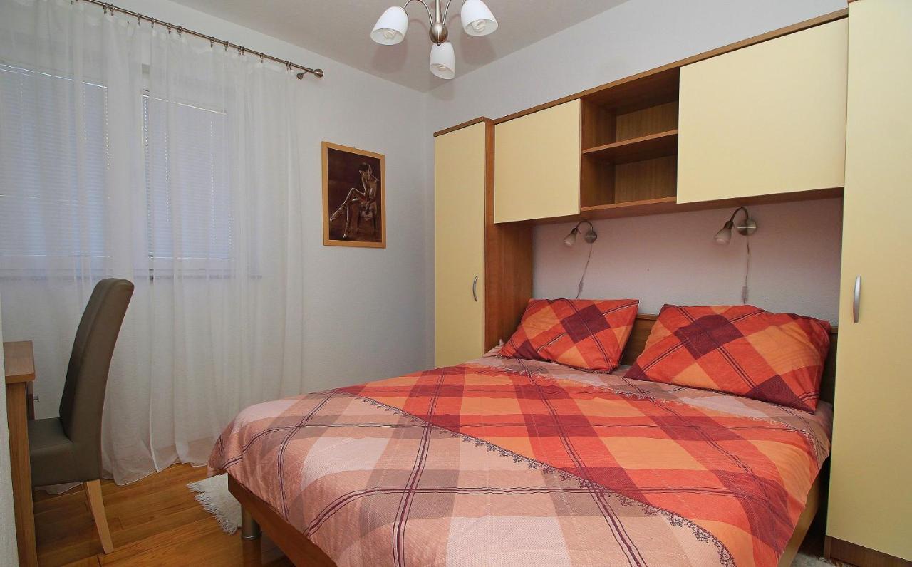 Apartmani Bozena Makarska Exterior photo