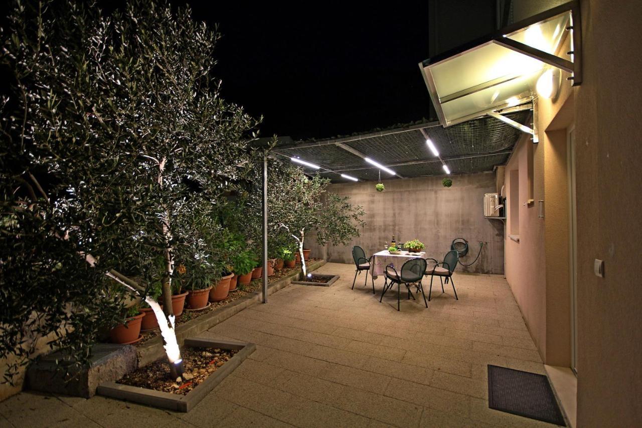 Apartmani Bozena Makarska Exterior photo